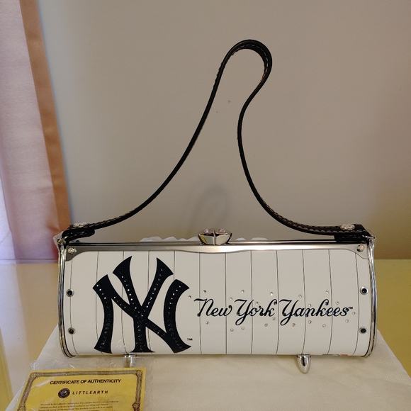 Vintage Little Earth New York Yankee metal bag - Picture 2 of 6